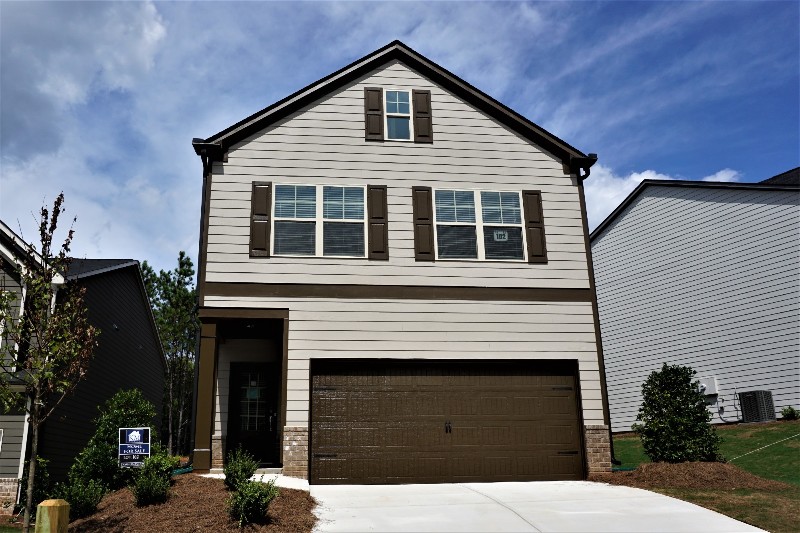 102 Exterior 102 Exterior